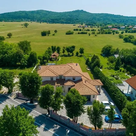 Palma With Heated Private Pool *