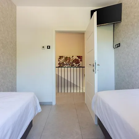 Palma With Heated Private Pool Casa vacanze