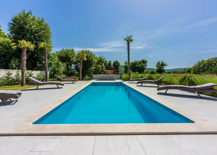Palma With Heated Private Pool בית נופש