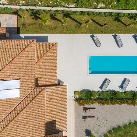 펜션 Palma With Heated Private Pool Podhum